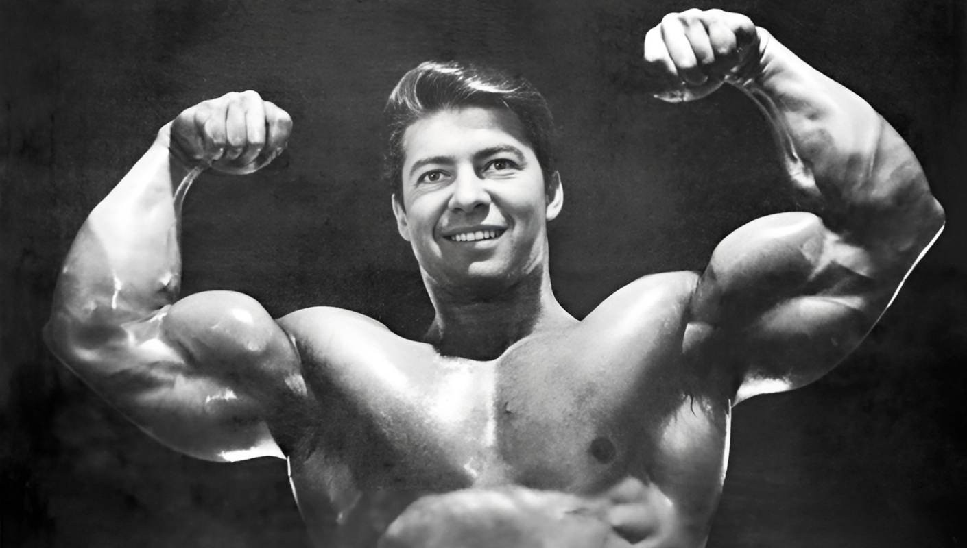 Larry Scott · Larry Scott in competition