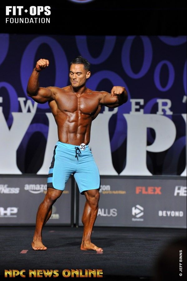 Jeremy Buendia · Jeremy Buendia at the 2017 Mr. Olympia