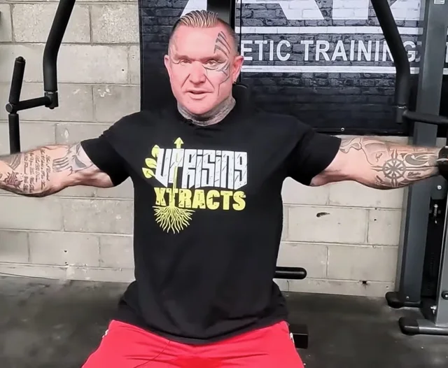Lee Priest
