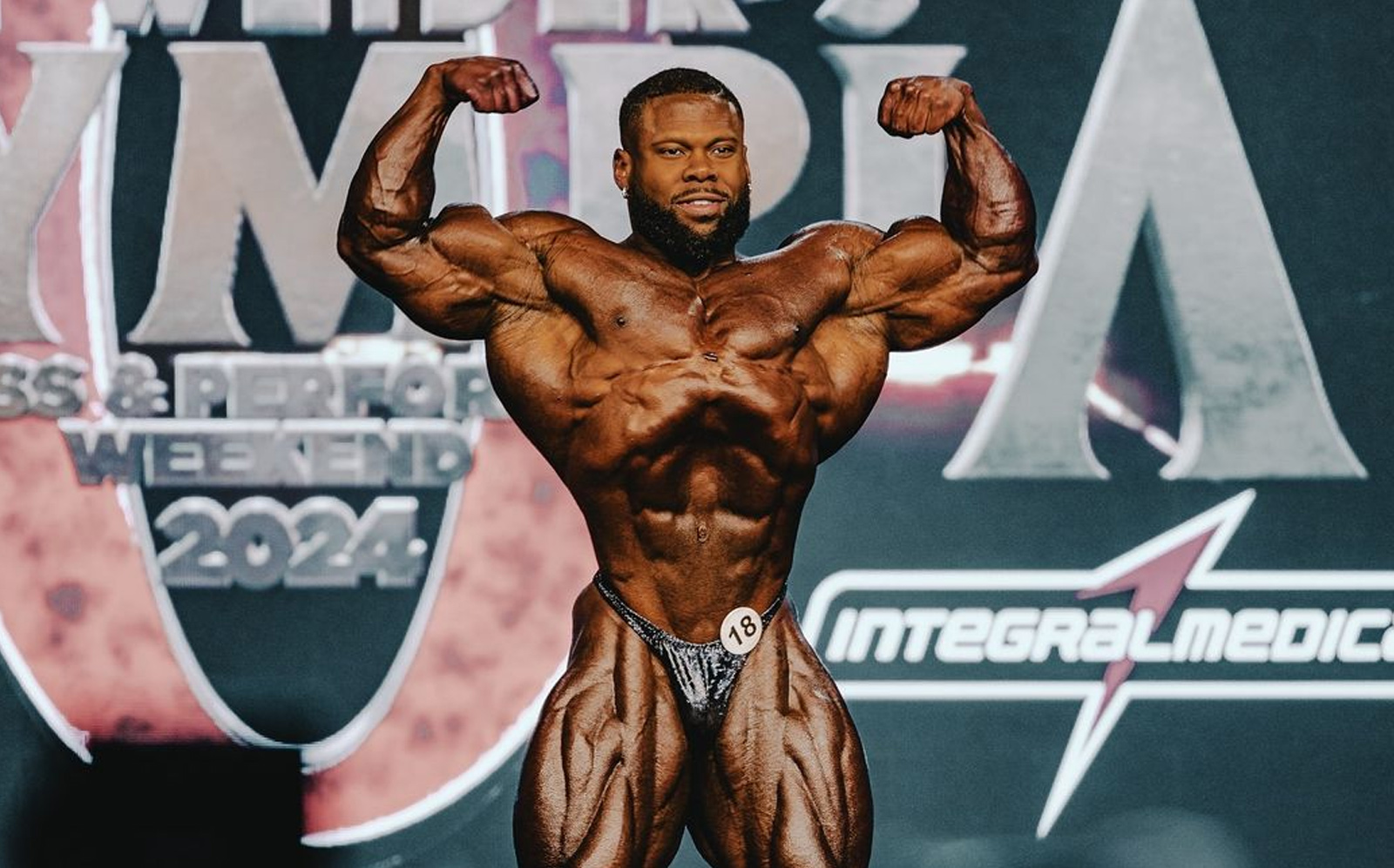 Keone Pearson · Keone Pearson celebrates his second straight 212 Olympia title win