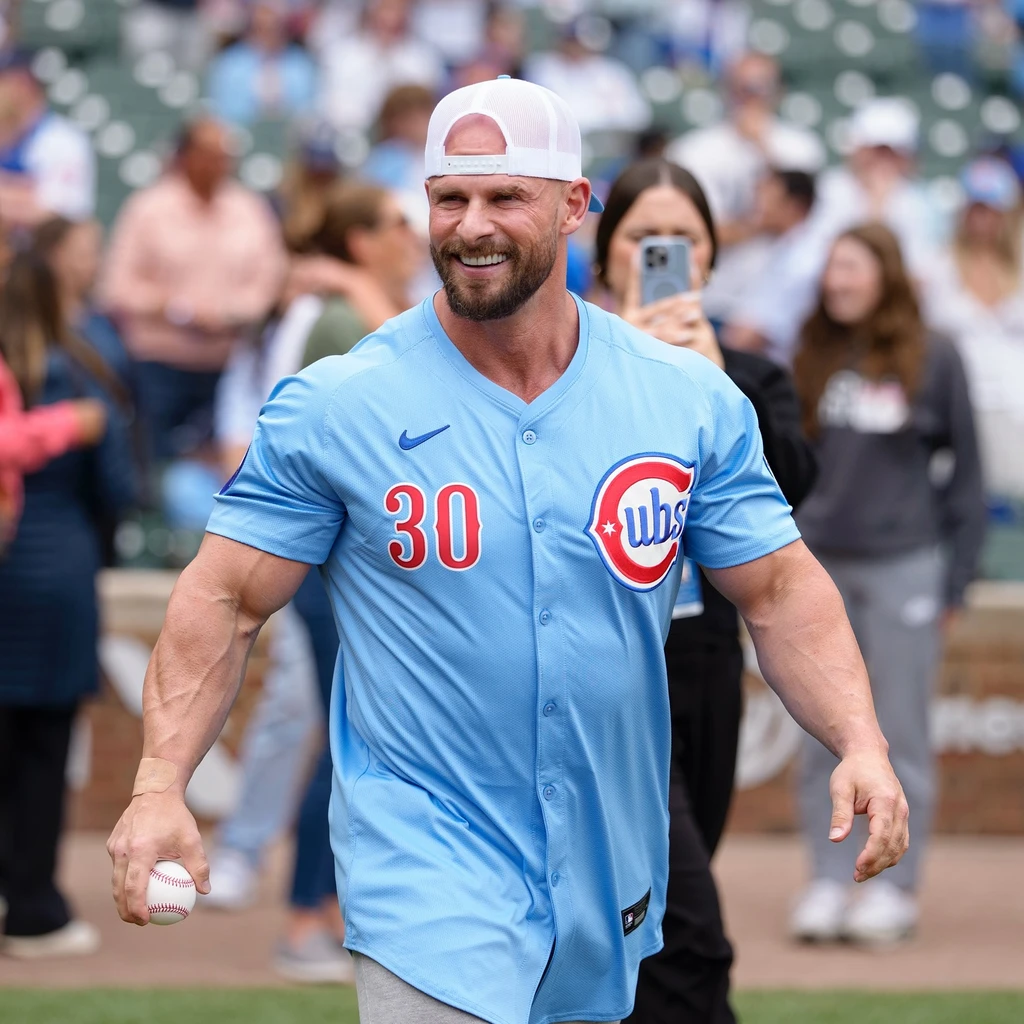Joey Swoll